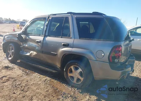 2005 Chevrolet Trailblazer Ls из США, поврежденный, VIN 1GNDT13S852270916